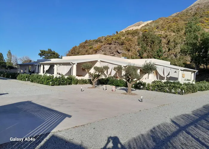 Teia Holiday Apartments
