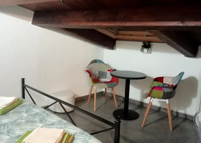 San Nicolò Holiday Home